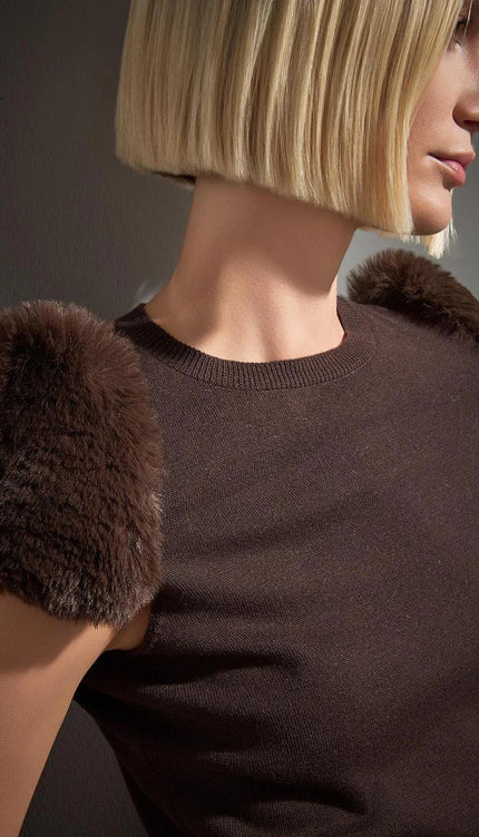 Bisiklet Yaka Kürk Detaylı Kahverengi Triko Bluz