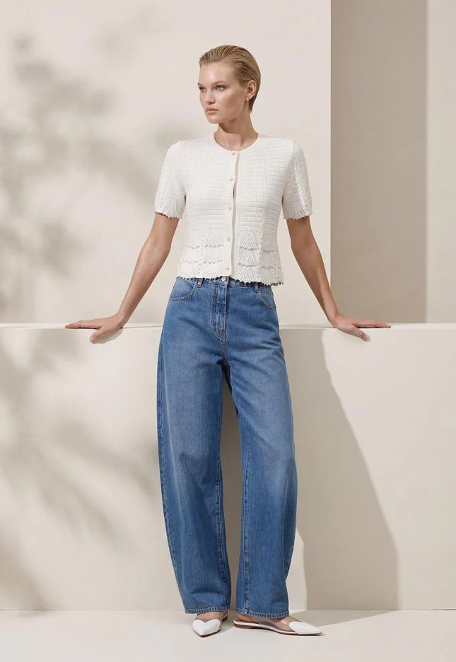 El İşi İnci Baskılı Ajurlu Beyaz Ceket