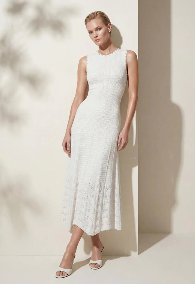 El İşi İnci Baskılı Ajurlu Beyaz Midi Elbise