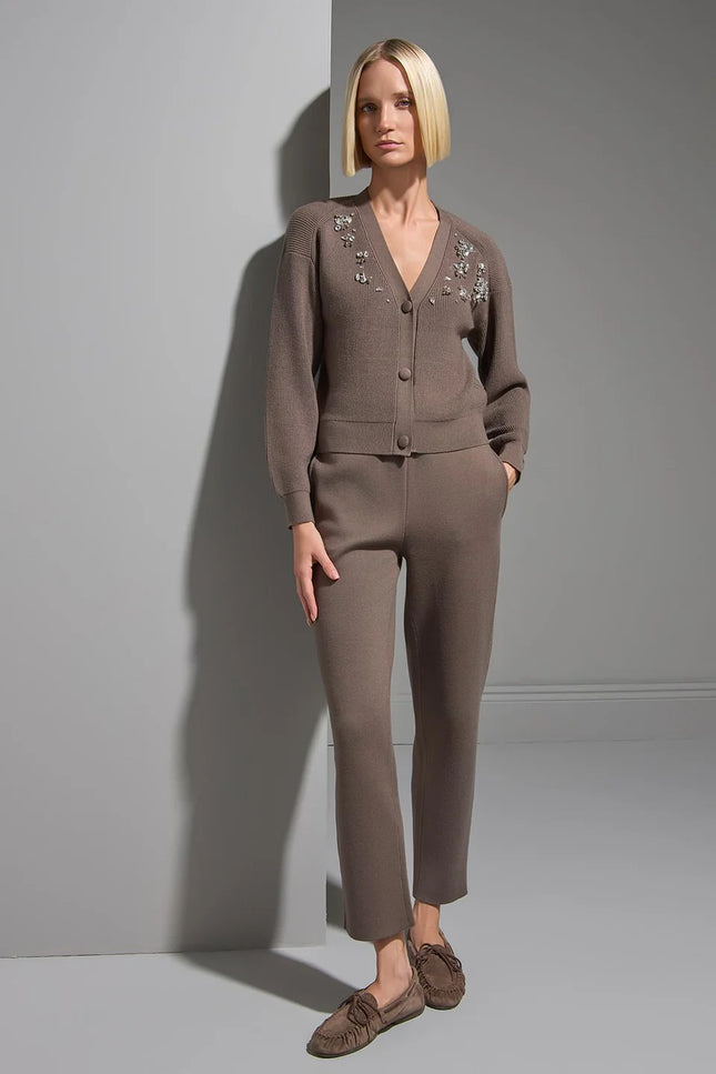 El İşi Taş İşlemeli Kahverengi Triko Hırka