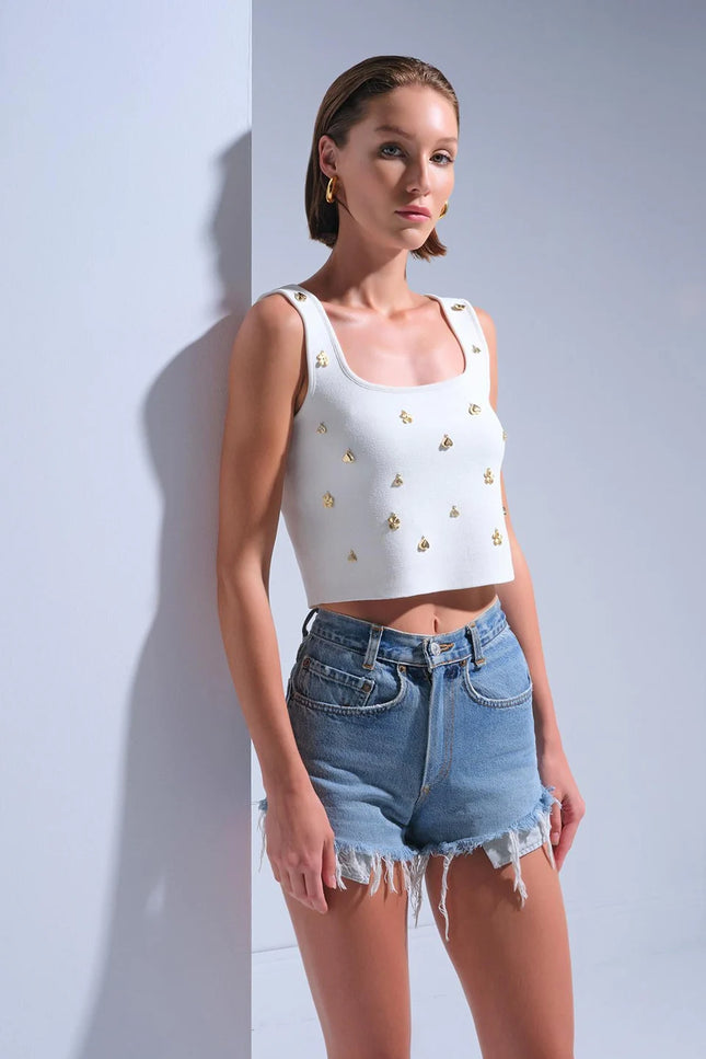 Gold Aksesuarlı Kare Yaka Ekru Crop Top