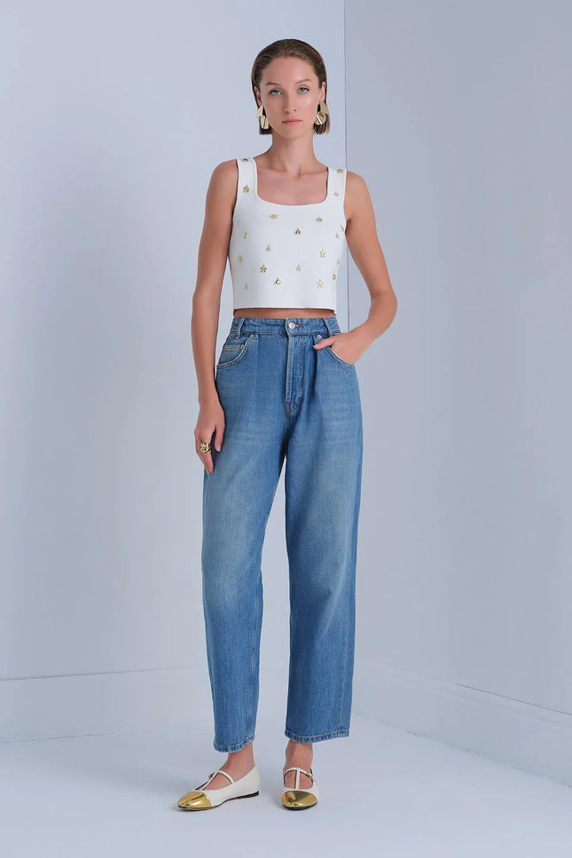 Gold Aksesuarlı Kare Yaka Ekru Crop Top