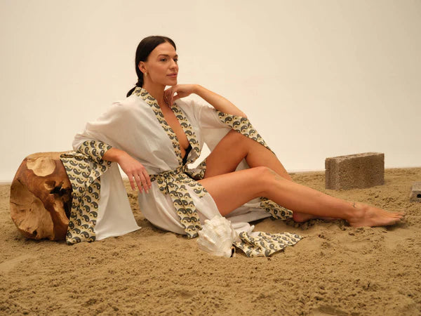 Halide Yin-Yang Kimono