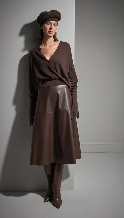 Kruvaze Yaka Kahverengi Triko Kazak