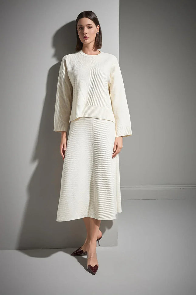 Verev Desenli Kloş Ekru Midi Triko Etek