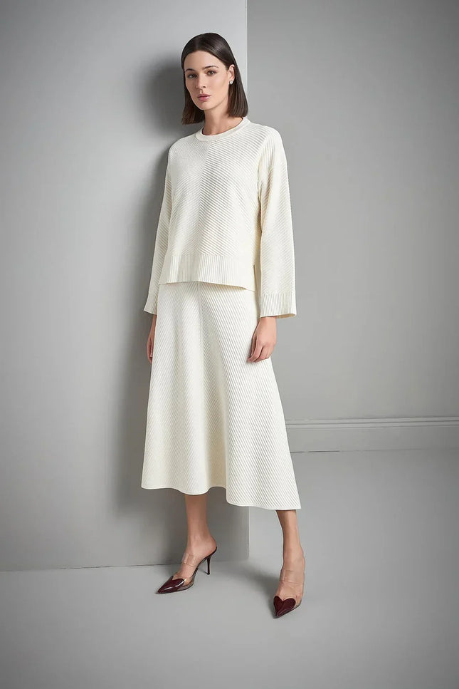 Verev Desenli Kloş Ekru Midi Triko Etek